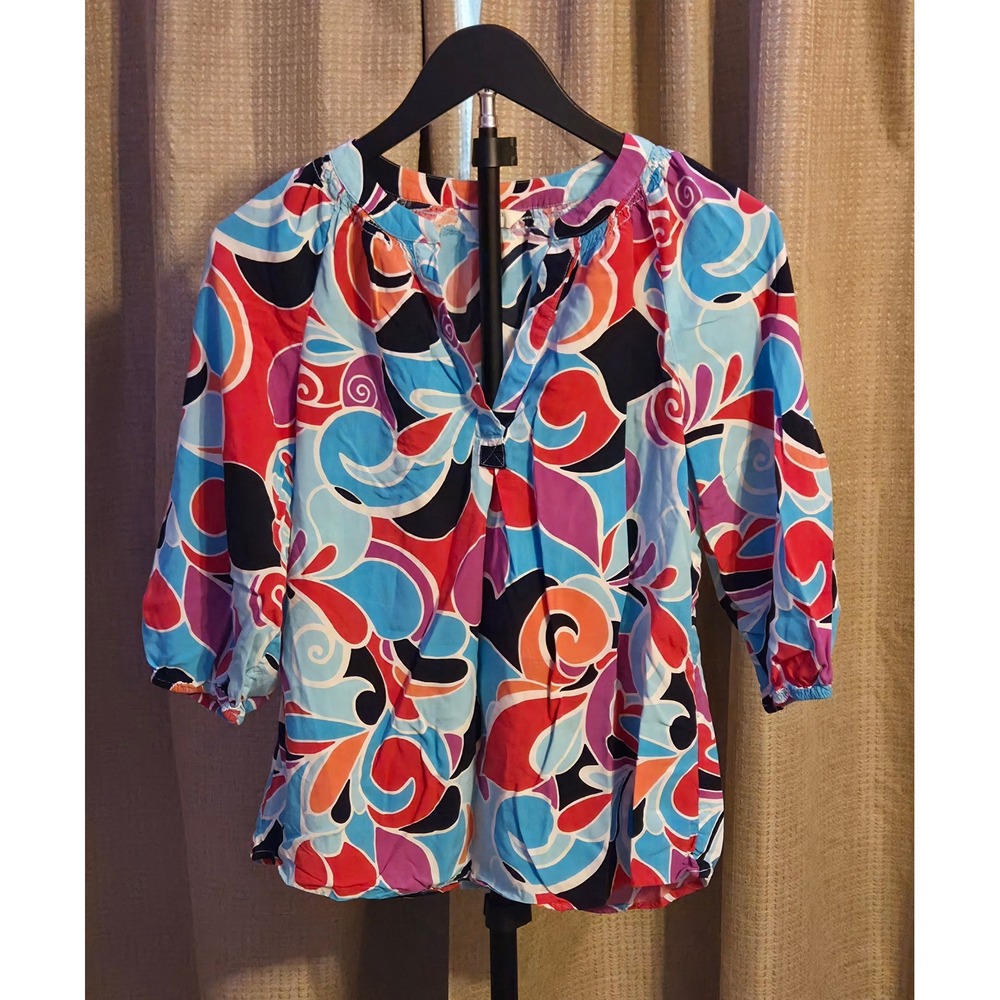 Crown & Ivy V-Neck Floral Geometric Pattern Blouse Women's Size XS Multicolor